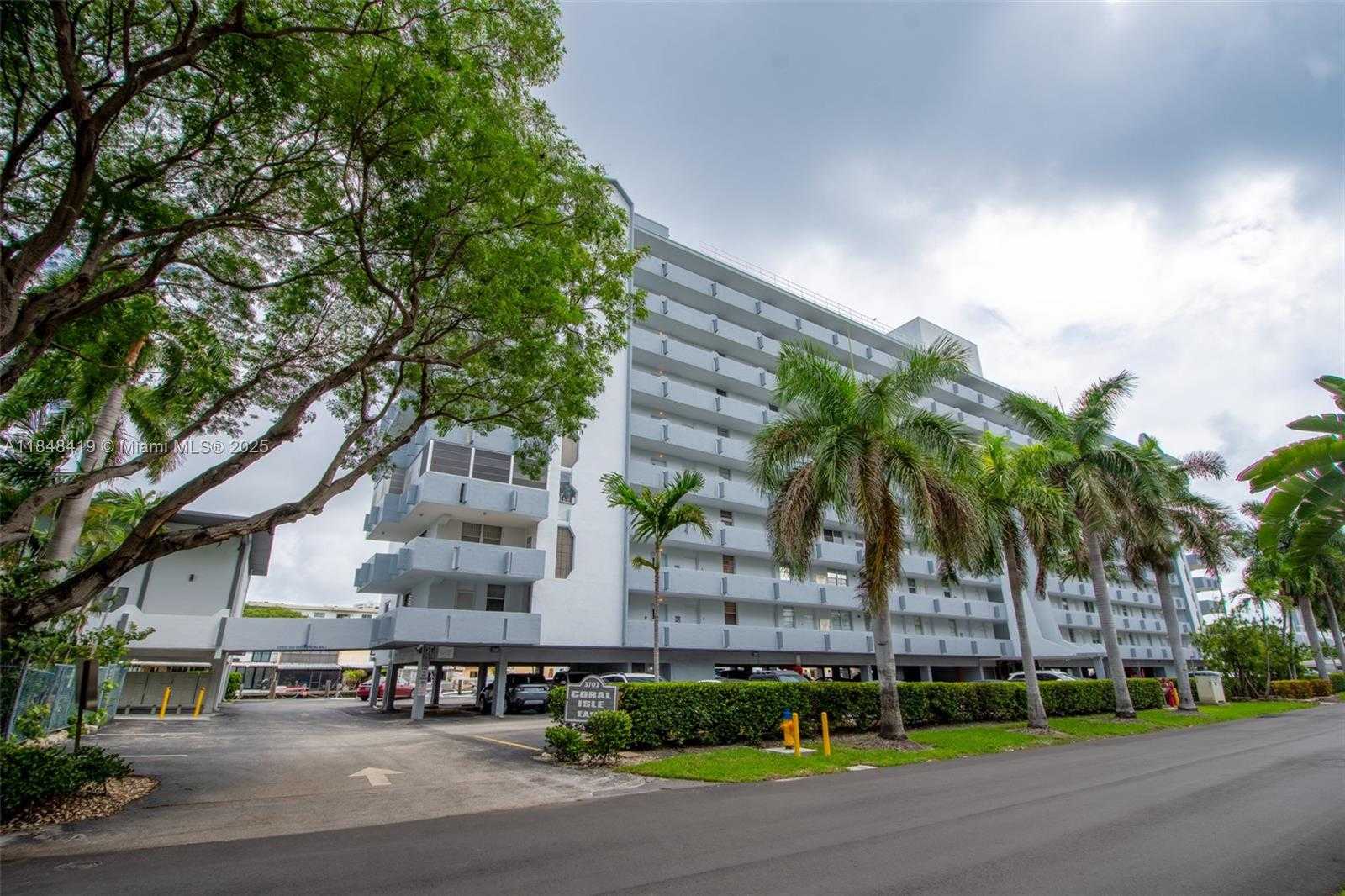 Small Image of 3703 NORTH EAST 166TH ST #408, North Miami Beach Number 18
