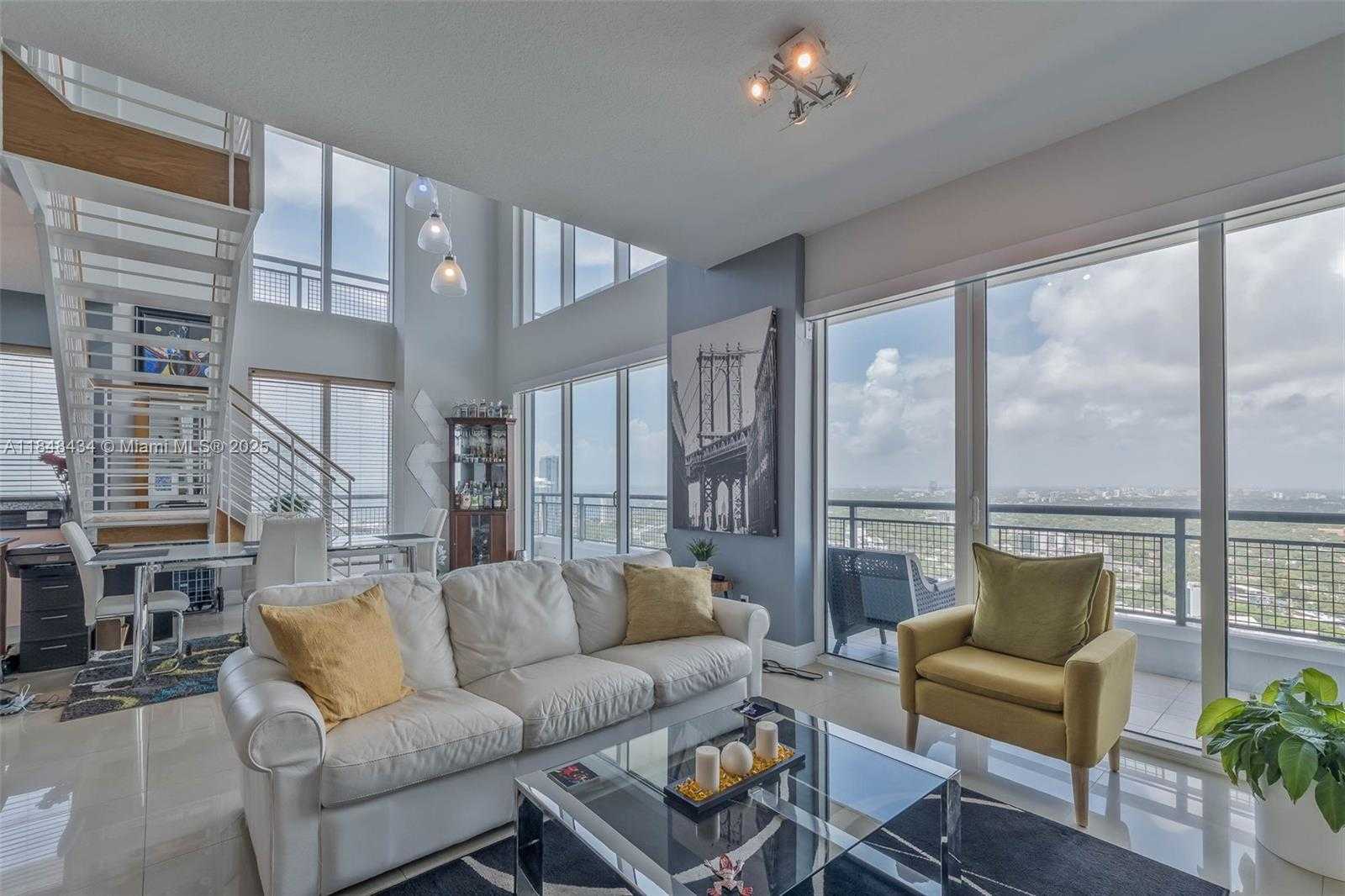 Small Image of 60 SOUTH WEST 13TH ST #3401, Miami Number 8