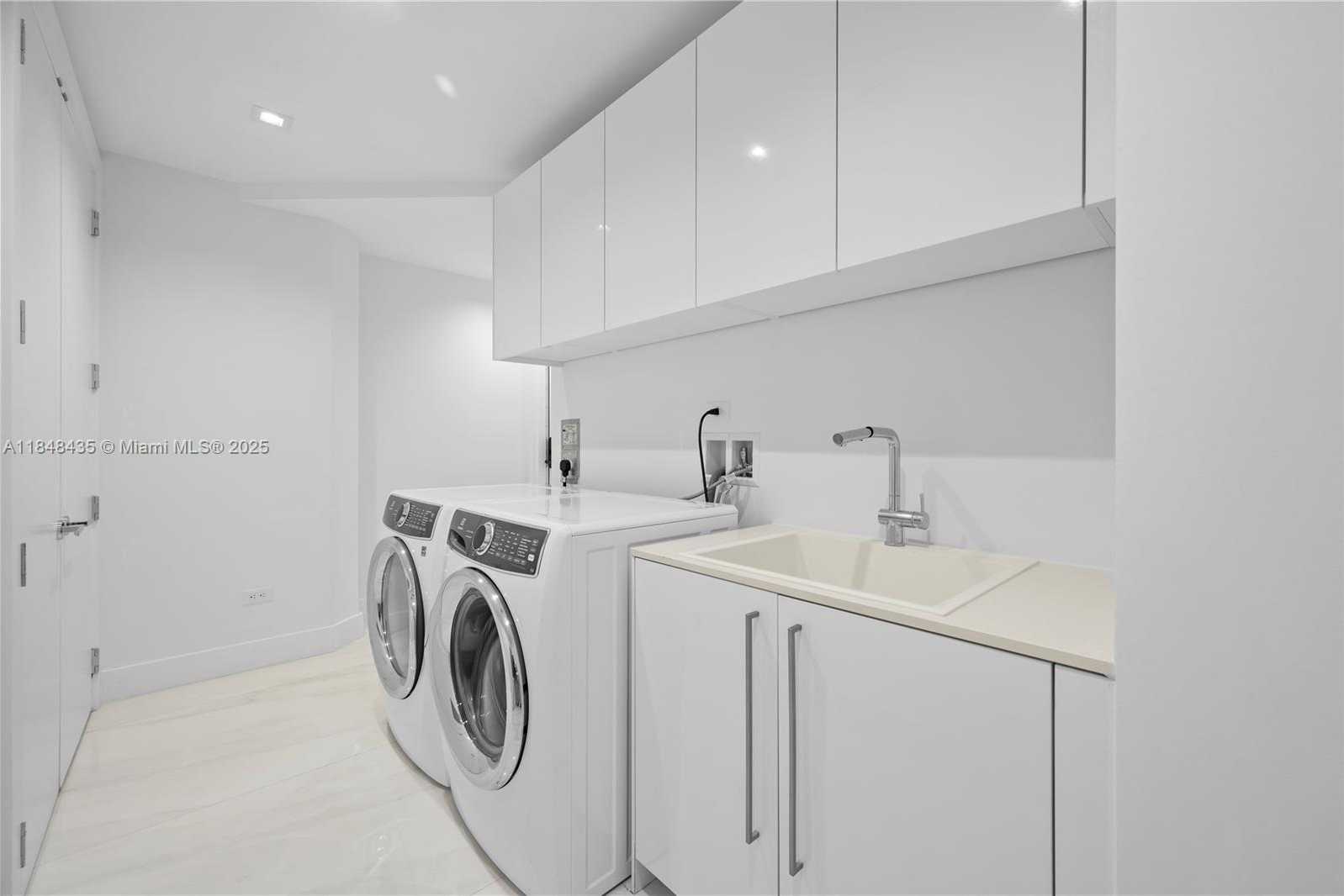 Small Image of 18501 COLLINS AVE #2603, Sunny Isles Beach Number 25