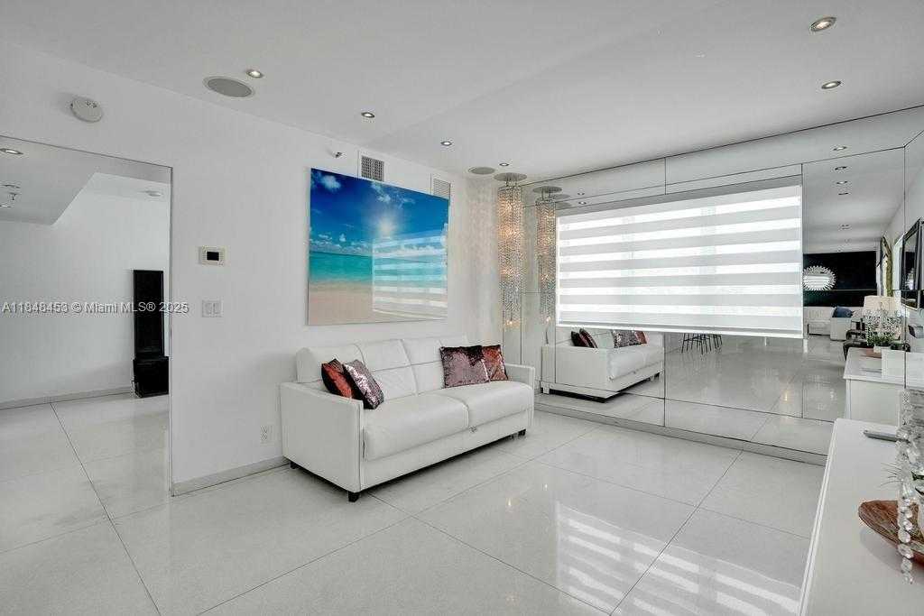 Small Image of 834 OCEAN DR #507/509, Miami Beach Number 12