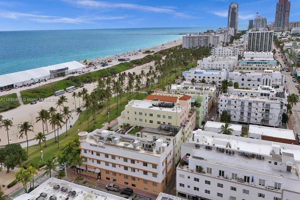 Small Image of 834 OCEAN DR #507/509, Miami Beach Number 5
