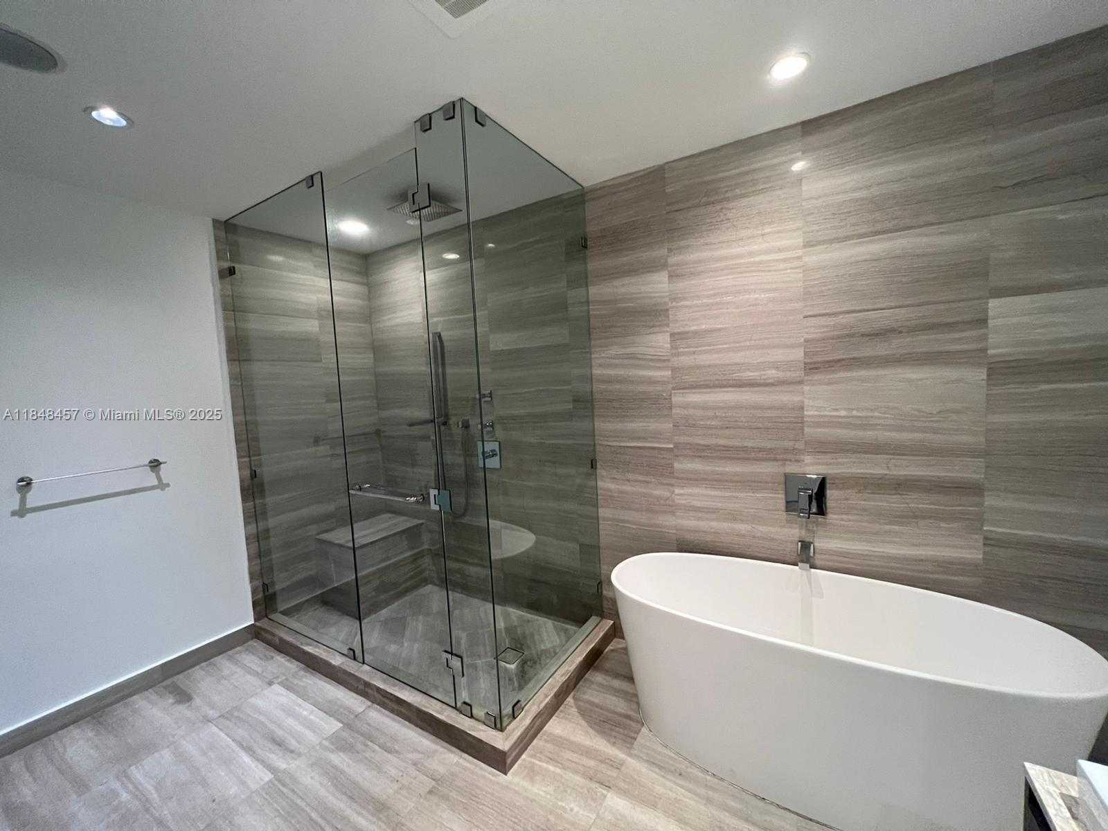 Small Image of 3250 NORTH EAST 188 ST #403, Aventura Number 18