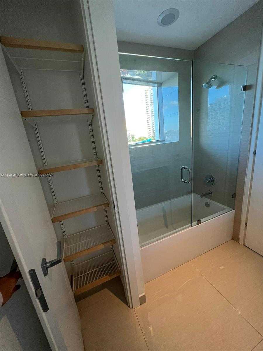 Small Image of 3250 NORTH EAST 188 ST #403, Aventura Number 23