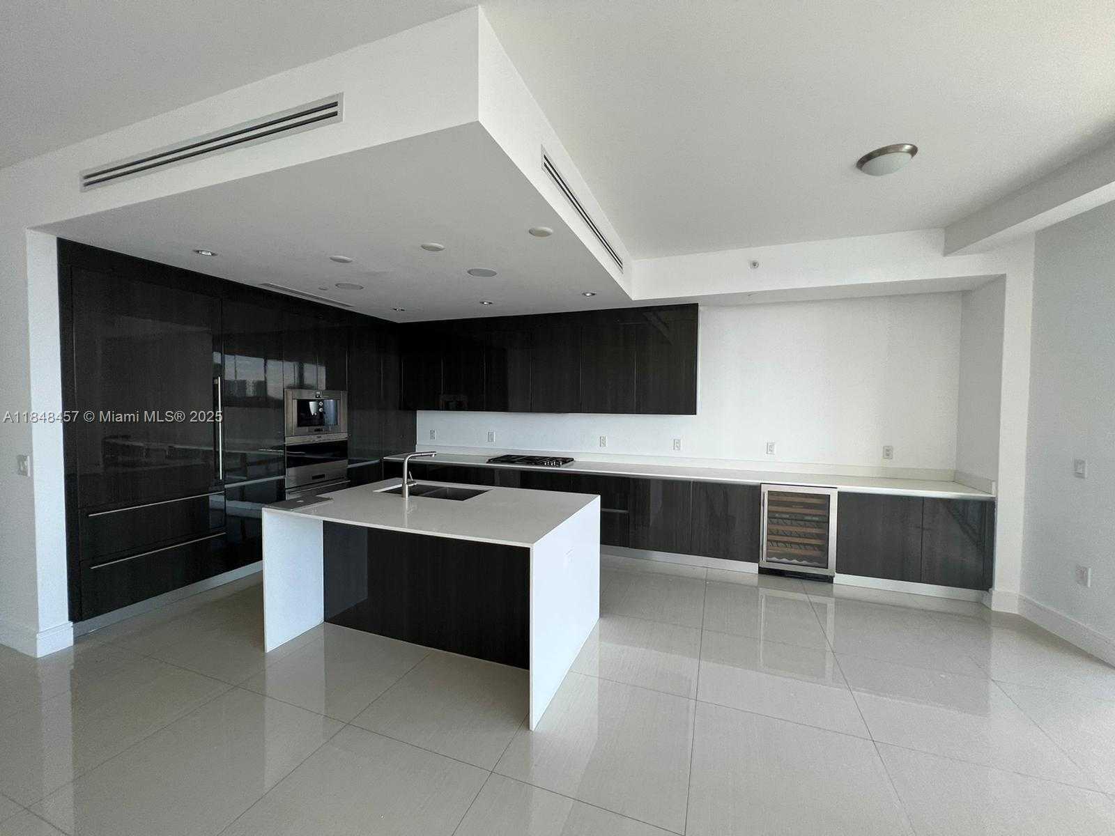 Small Image of 3250 NORTH EAST 188 ST #403, Aventura Number 8