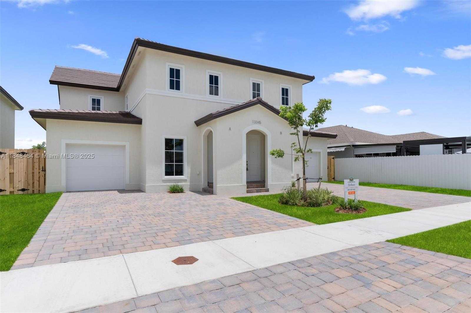 Small Image of 13345 SOUTH WEST 274TH ST #A, Unincorporated Dade County Number 2