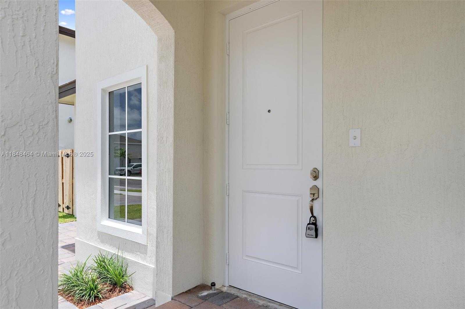 Small Image of 13345 SOUTH WEST 274TH ST #A, Unincorporated Dade County Number 3