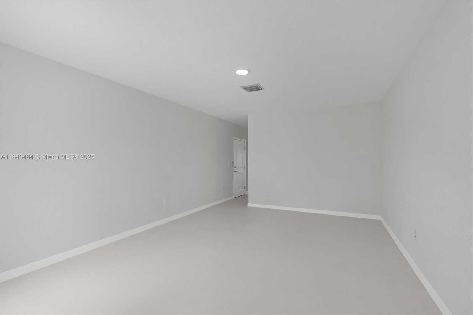 Small Image of 13345 SOUTH WEST 274TH ST #A, Unincorporated Dade County Number 4