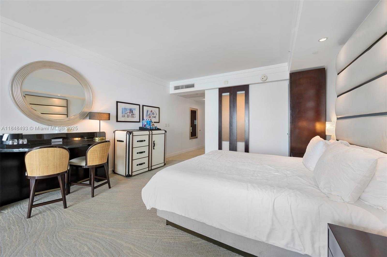 Small Image of 4391 COLLINS AVE #1605, Miami Beach Number 16
