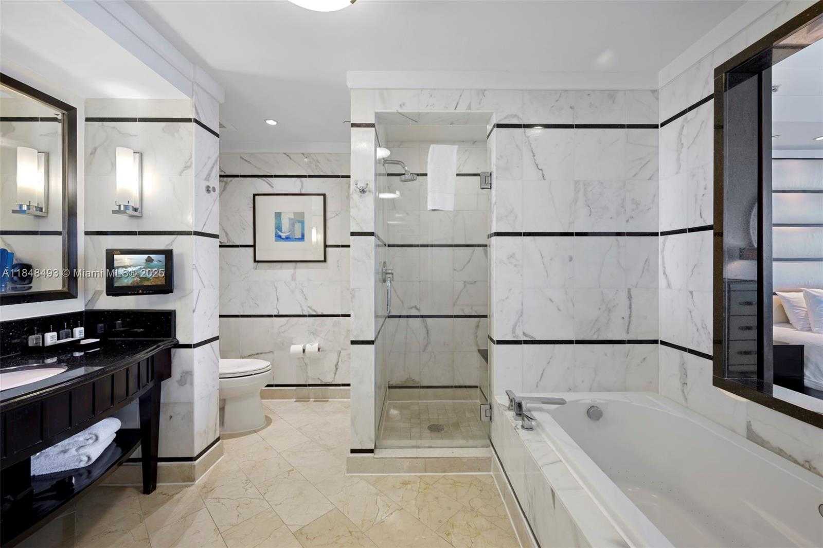Small Image of 4391 COLLINS AVE #1605, Miami Beach Number 24