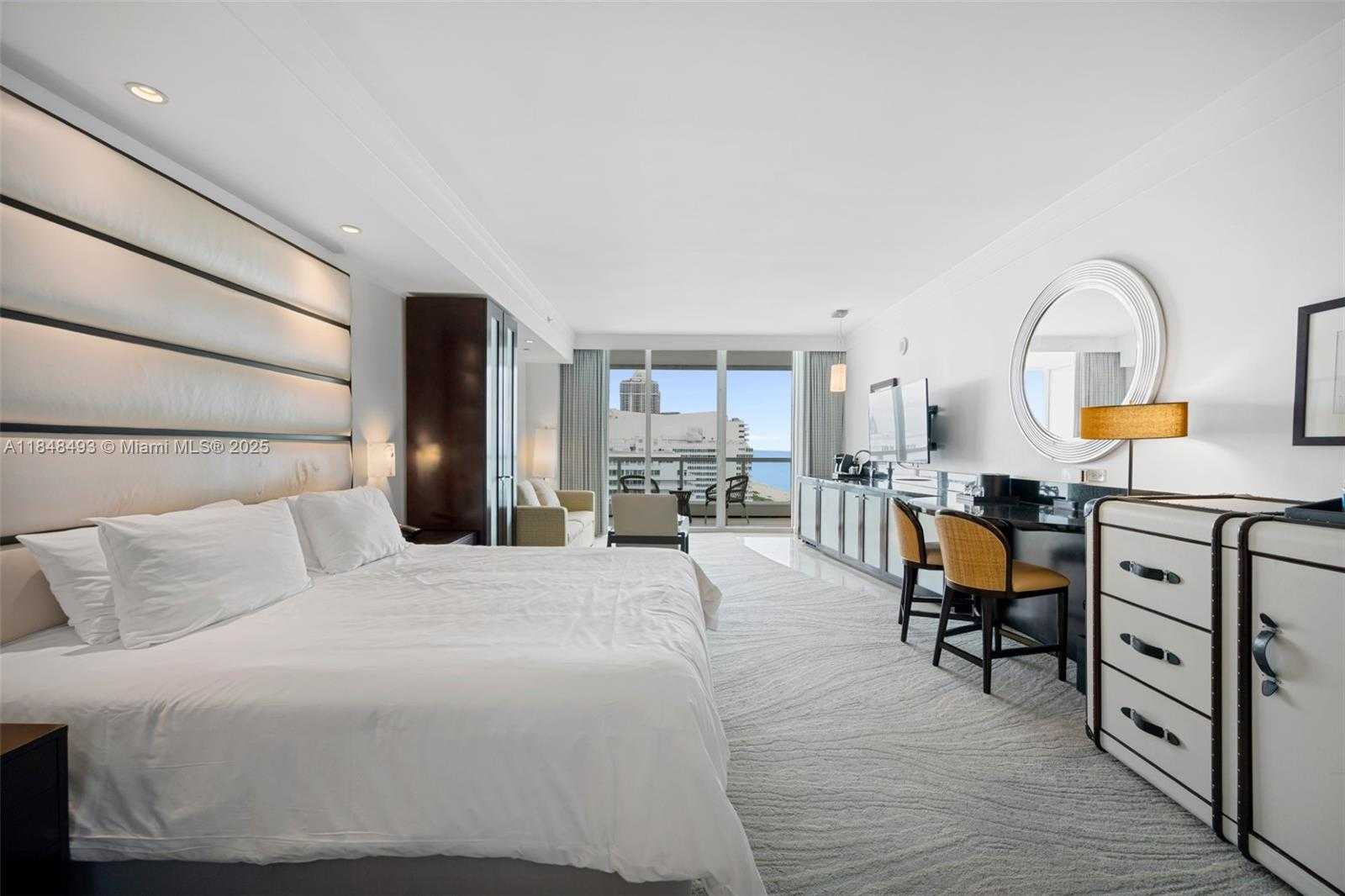 Small Image of 4391 COLLINS AVE #1605, Miami Beach Number 7