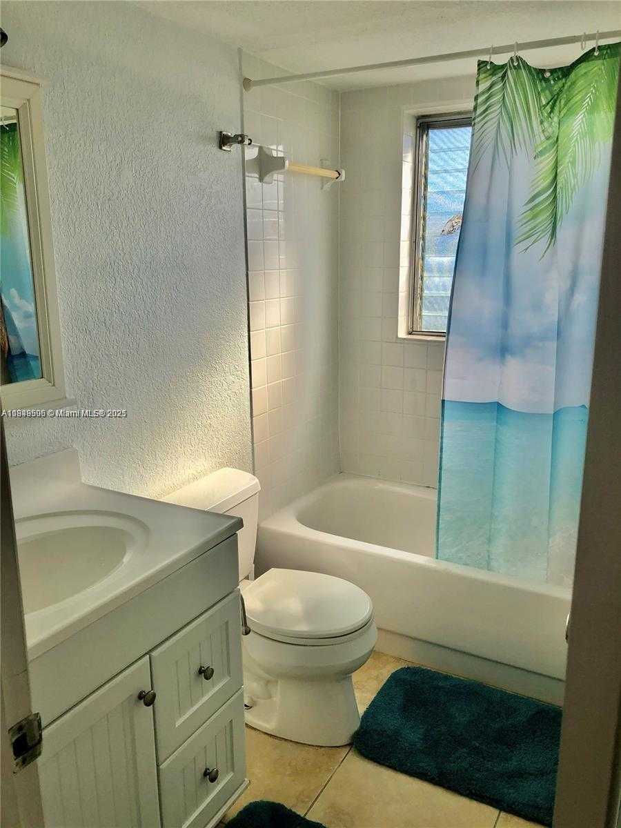 Small Image of 1425 ARTHUR ST #514B, Hollywood Number 12
