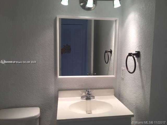 Small Image of 1425 ARTHUR ST #514B, Hollywood Number 13