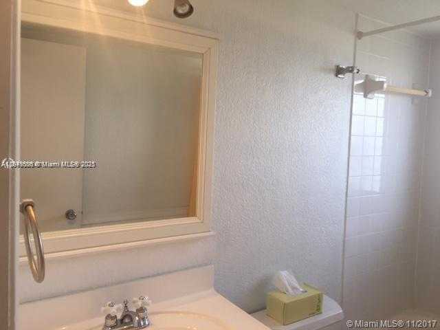 Small Image of 1425 ARTHUR ST #514B, Hollywood Number 16