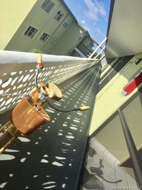 Small Image of 1425 ARTHUR ST #514B, Hollywood Number 21