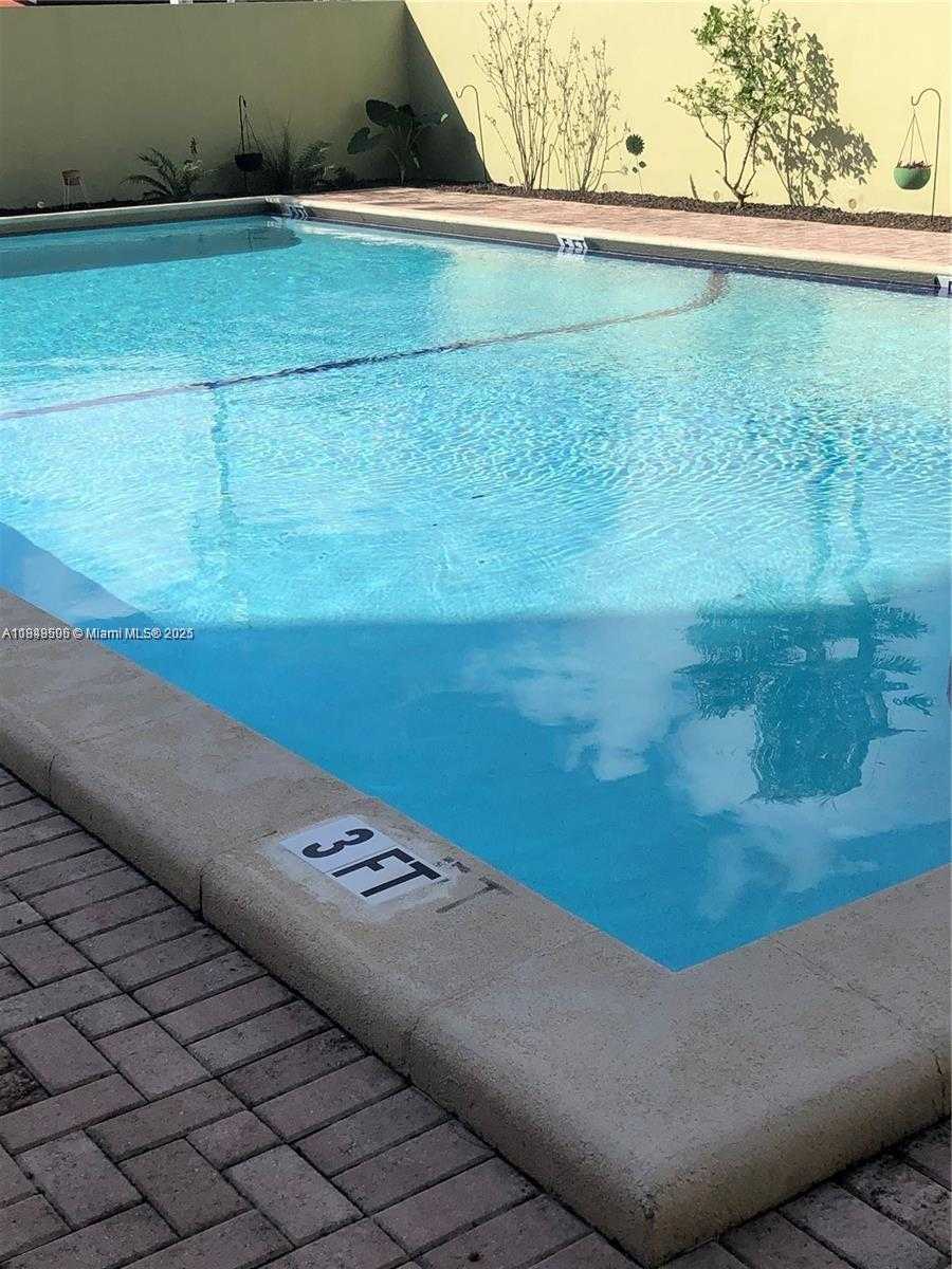 Small Image of 1425 ARTHUR ST #514B, Hollywood Number 24
