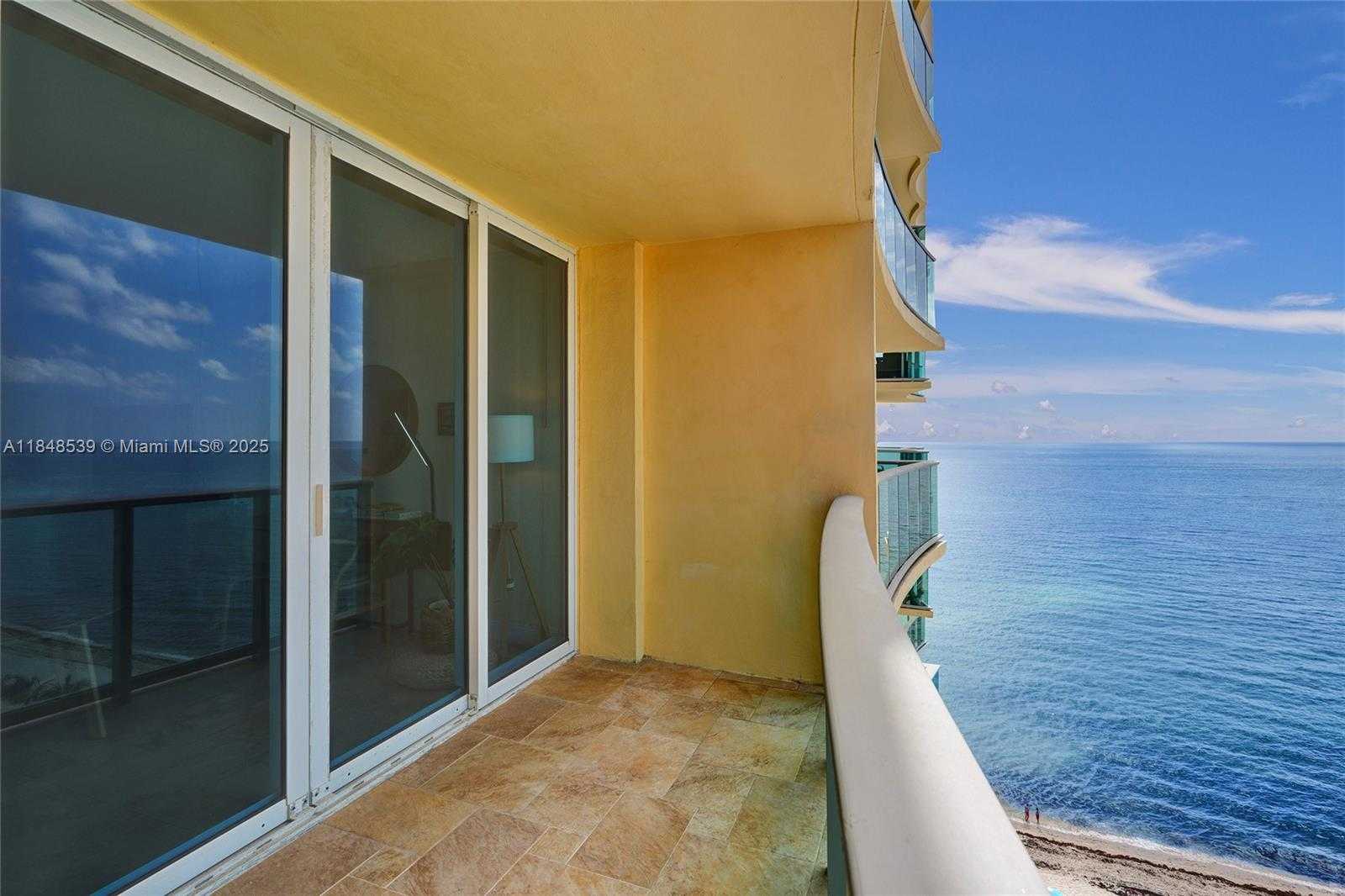 Small Image of 2501 SOUTH OCEAN DR #1514, Hollywood Number 2