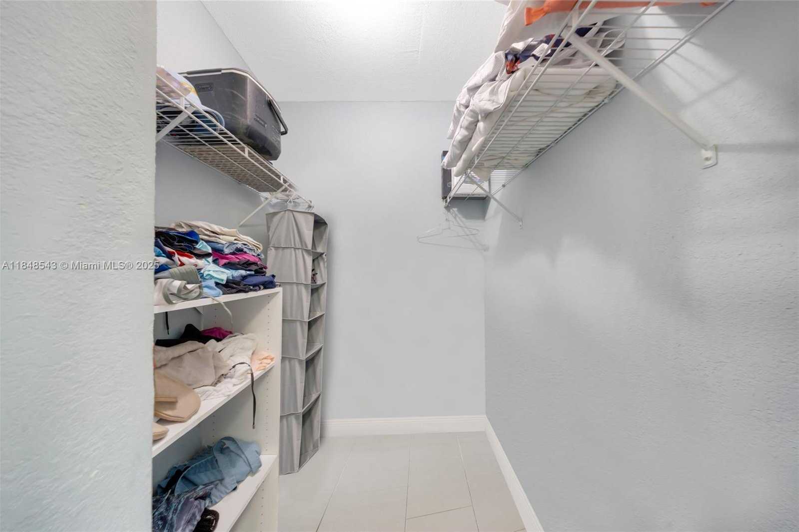 Small Image of 3180 SOUTH OCEAN DR #607, Hallandale Beach Number 10