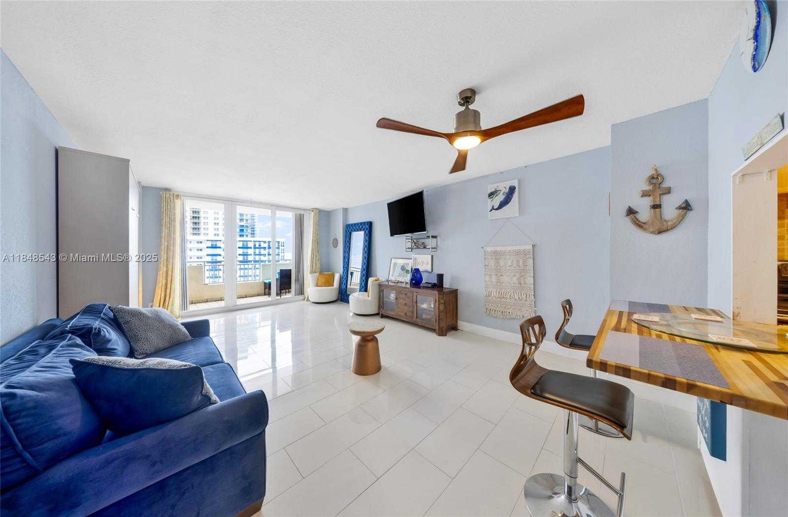 Small Image of 3180 SOUTH OCEAN DR #607, Hallandale Beach Number 15