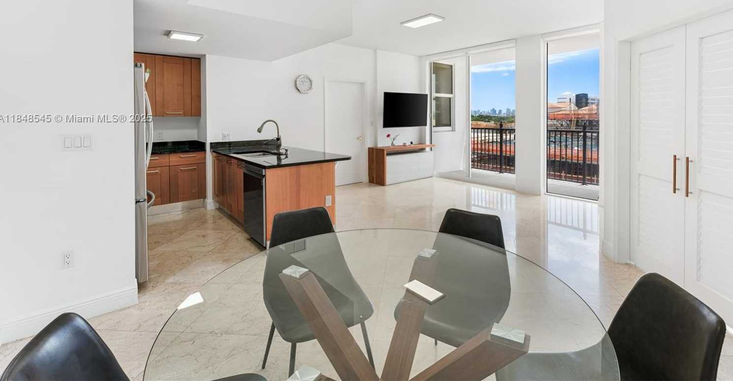 Small Image of 4100 SALZEDO ST #601, Coral Gables Number 5