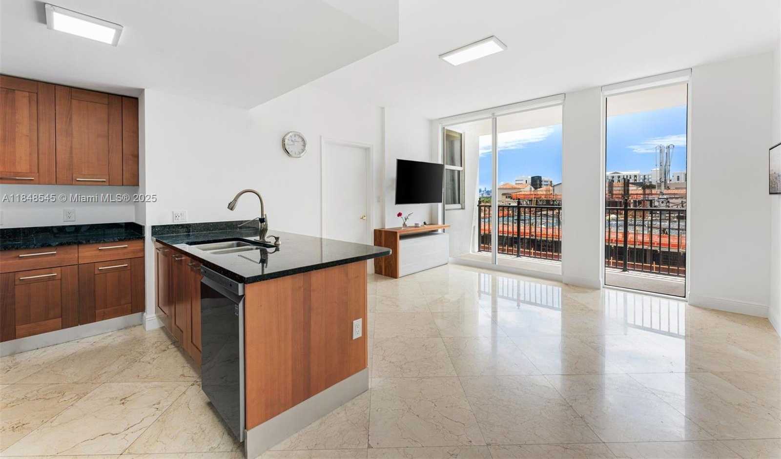 Small Image of 4100 SALZEDO ST #601, Coral Gables Number 6
