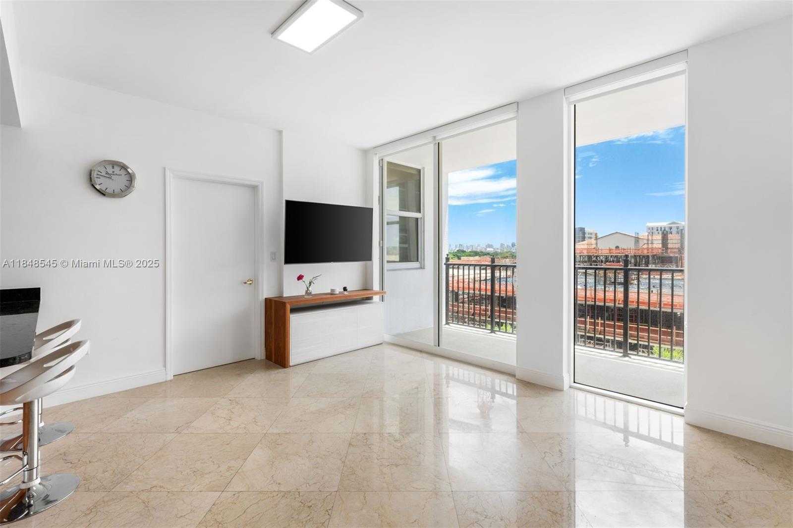 Small Image of 4100 SALZEDO ST #601, Coral Gables Number 7