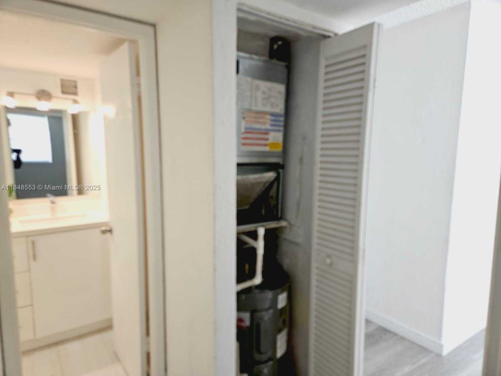 Small Image of 4550 NORTH WEST 9TH ST #709E, Miami Number 4
