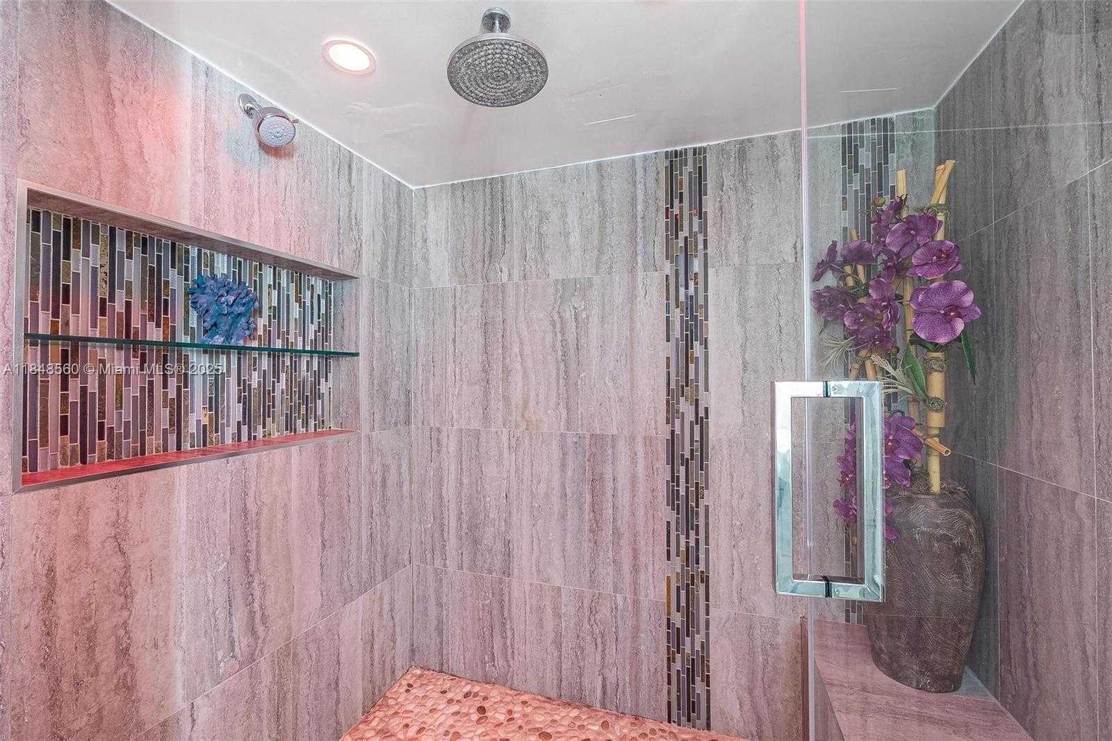 Small Image of 1100 WEST AVE #820, Miami Beach Number 13