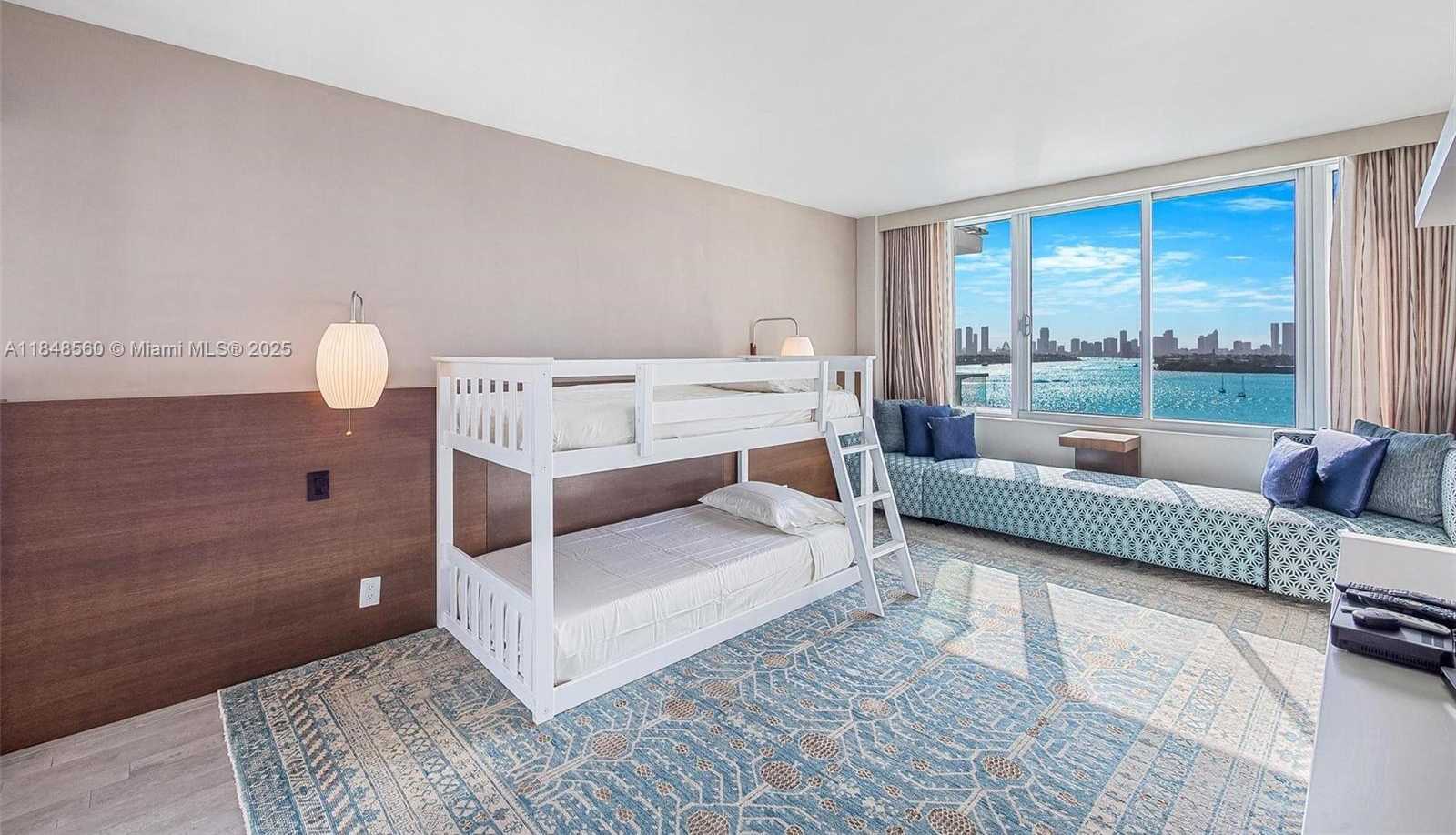 Small Image of 1100 WEST AVE #820, Miami Beach Number 23