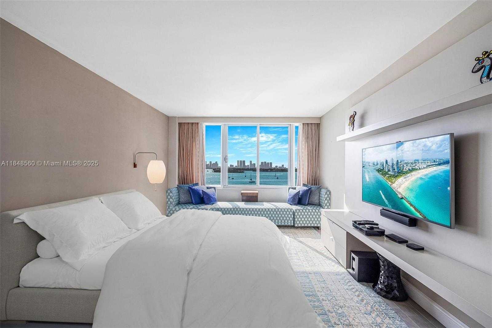 Small Image of 1100 WEST AVE #820, Miami Beach Number 25