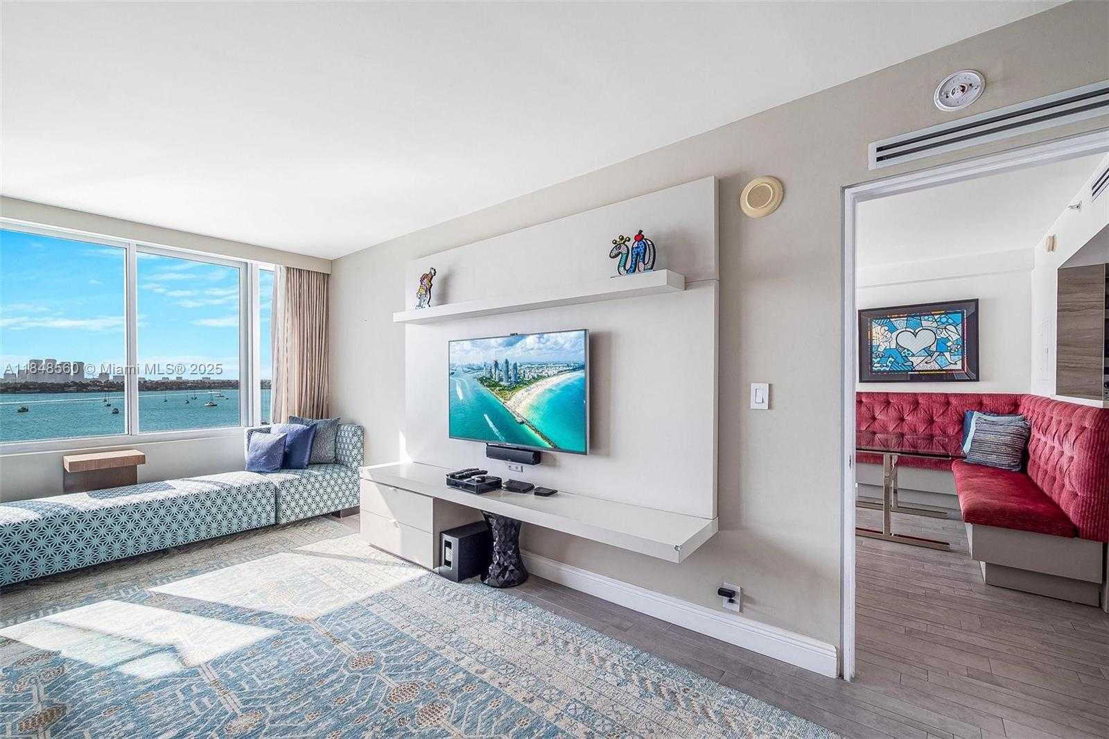 Small Image of 1100 WEST AVE #820, Miami Beach Number 26