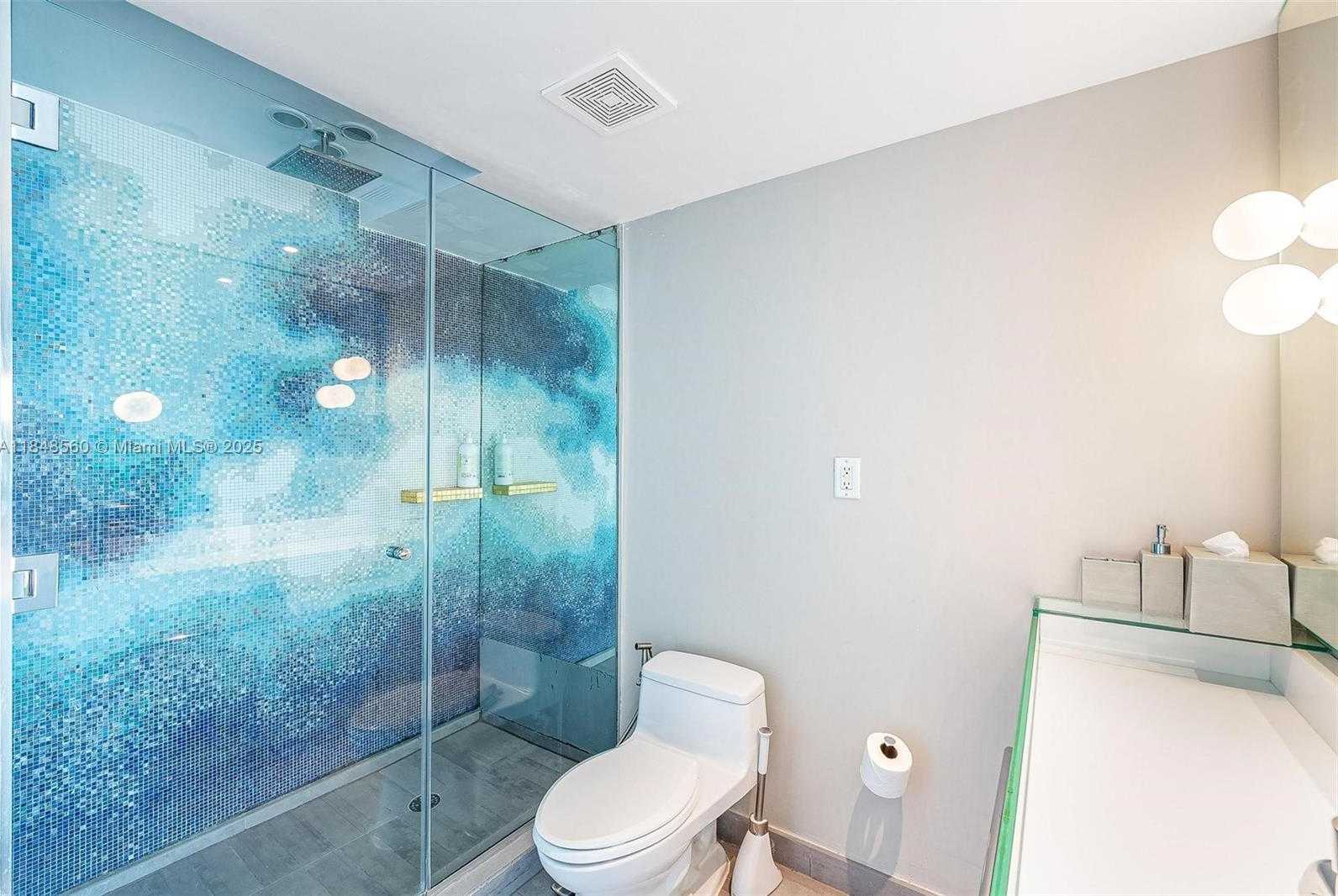 Small Image of 1100 WEST AVE #820, Miami Beach Number 31