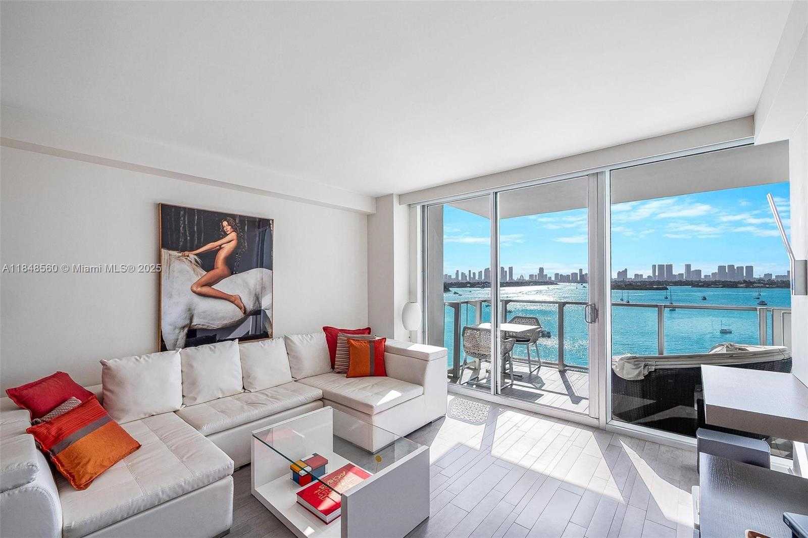 Small Image of 1100 WEST AVE #820, Miami Beach Number 32