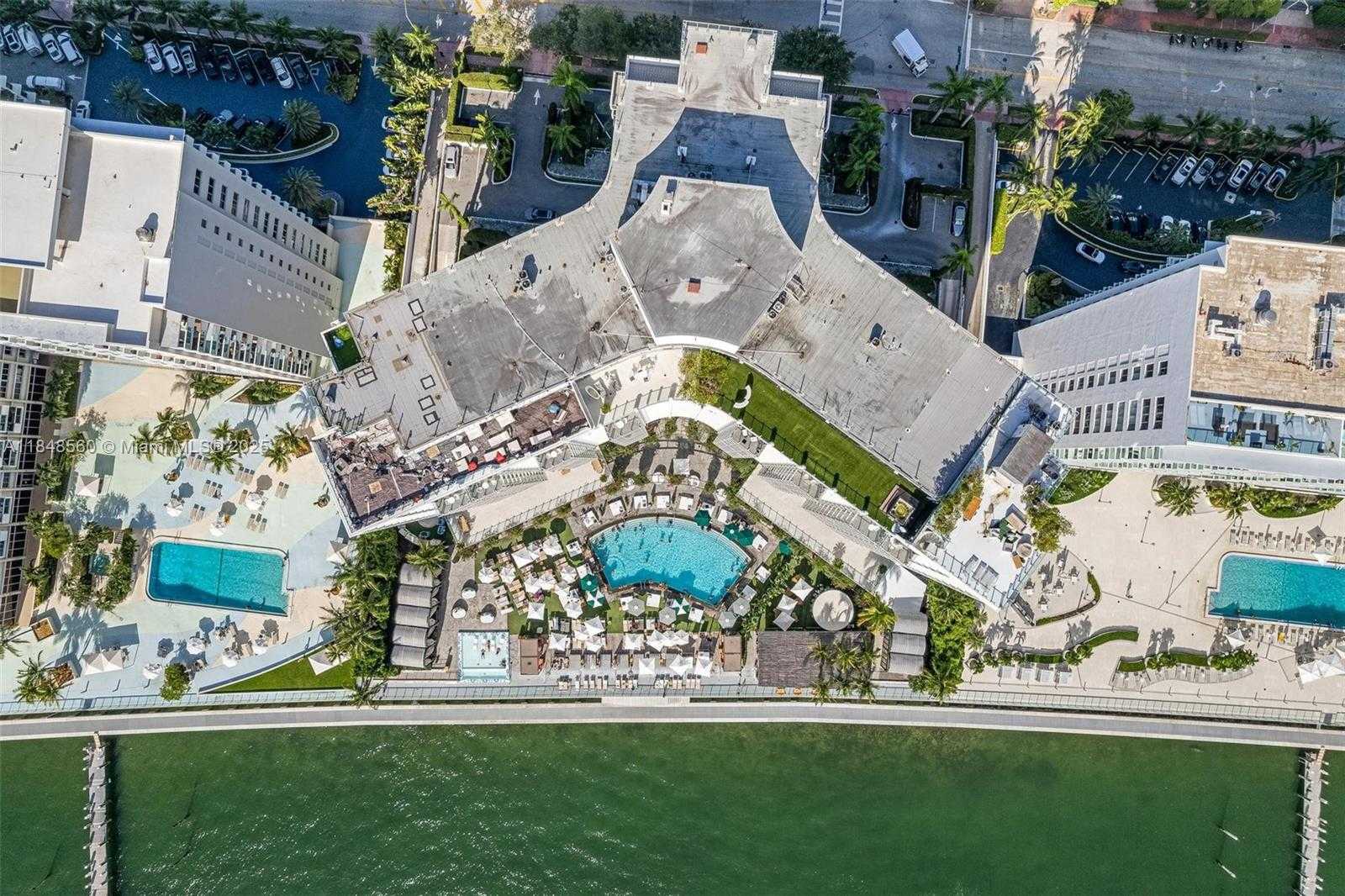 Small Image of 1100 WEST AVE #820, Miami Beach Number 35