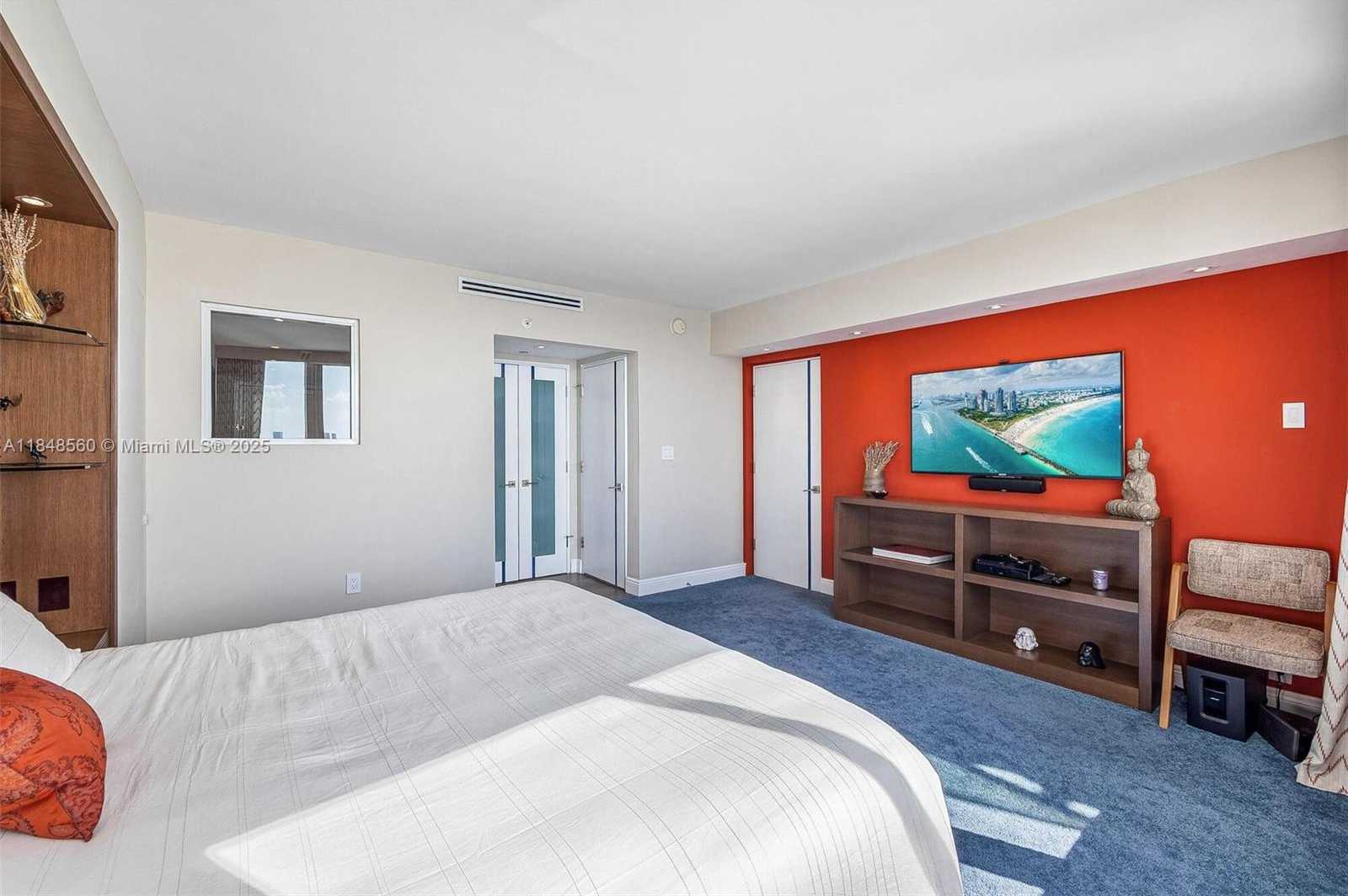 Small Image of 1100 WEST AVE #820, Miami Beach Number 8