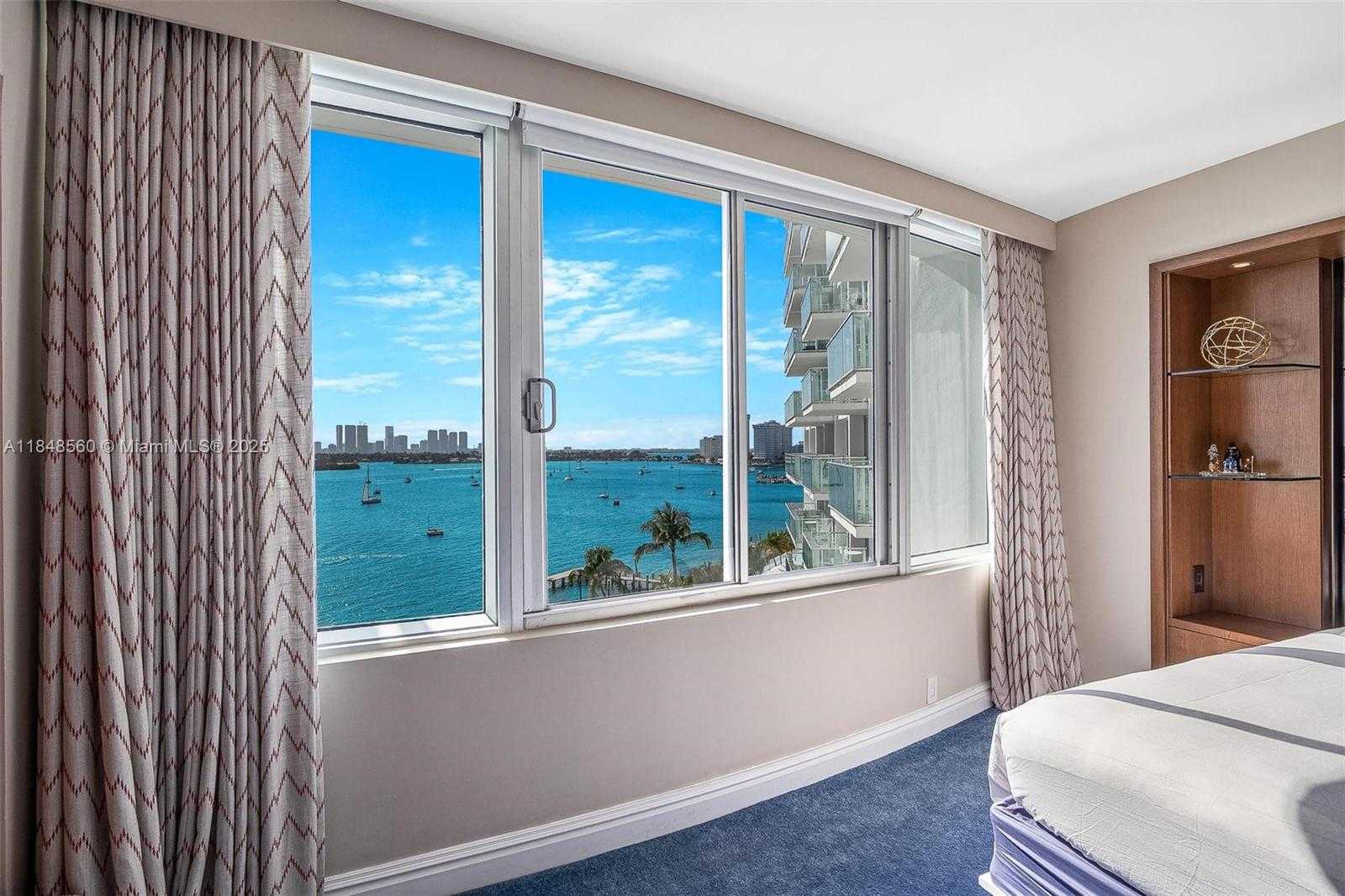 Small Image of 1100 WEST AVE #820, Miami Beach Number 9