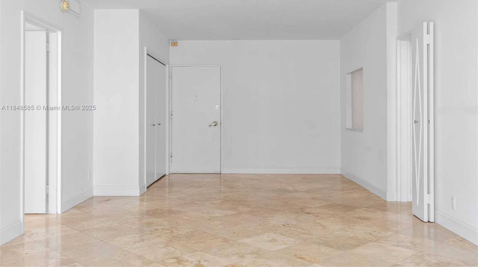 Small Image of 5700 COLLINS AVE #10D, Miami Beach Number 11