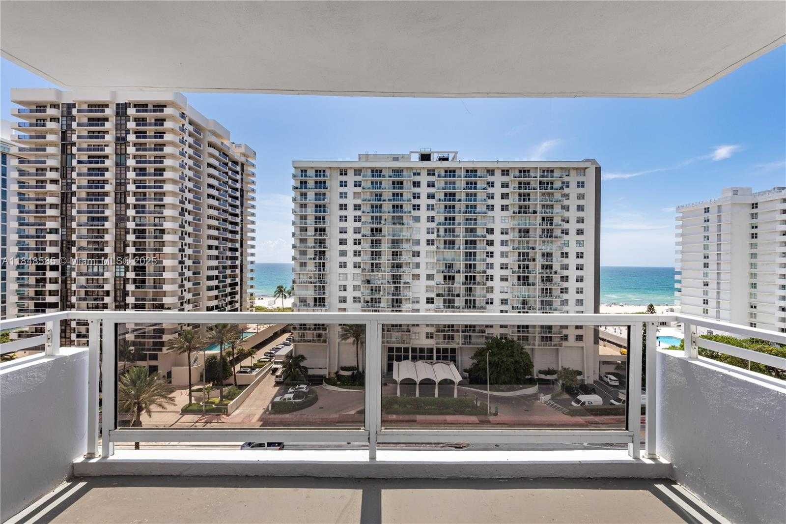 Small Image of 5700 COLLINS AVE #10D, Miami Beach Number 29