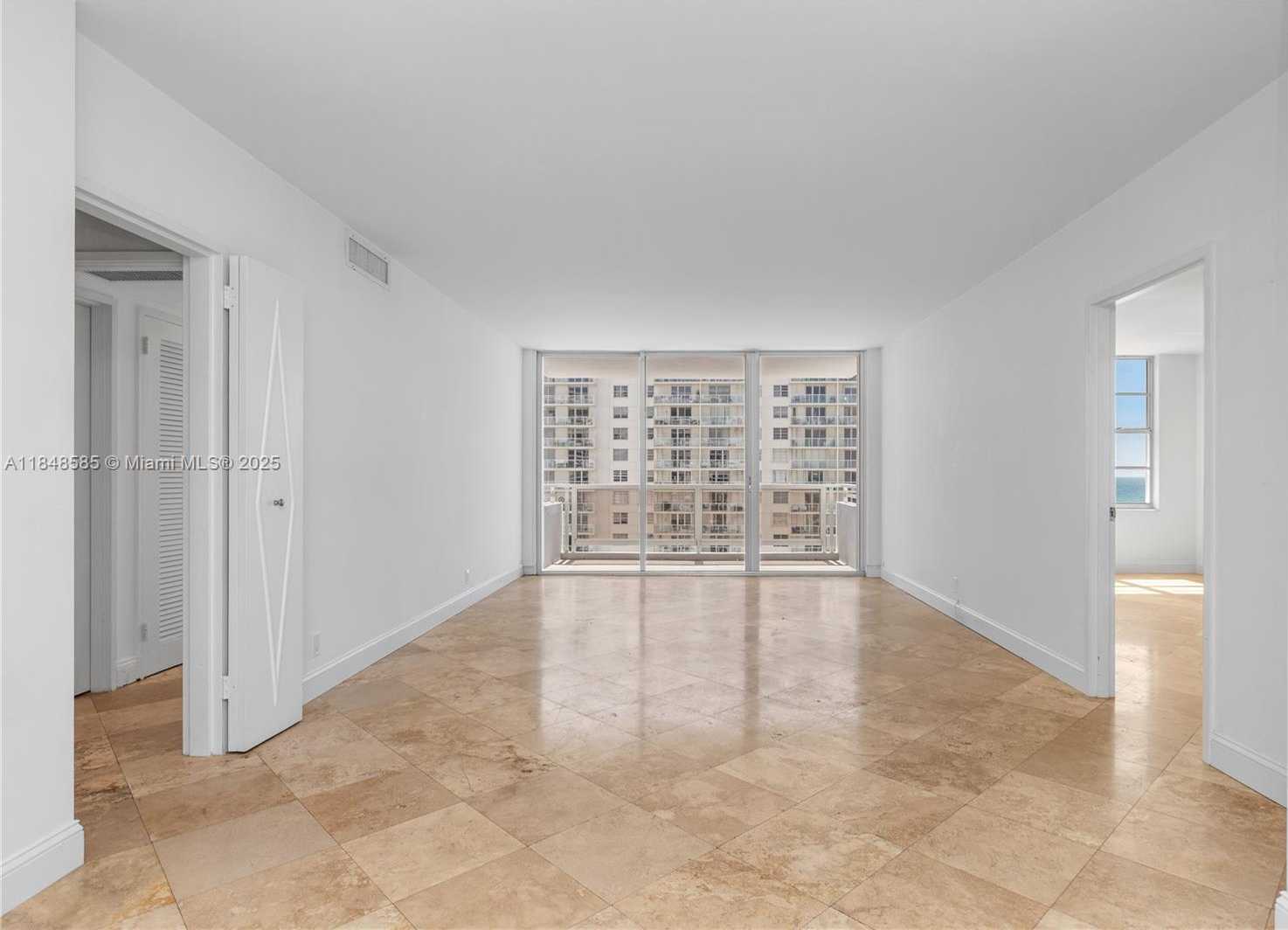 Small Image of 5700 COLLINS AVE #10D, Miami Beach Number 6