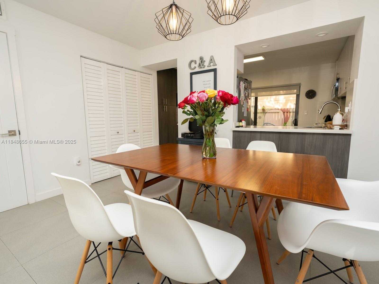 Small Image of 7872 SOUTH WEST 102ND LN, Miami Number 5