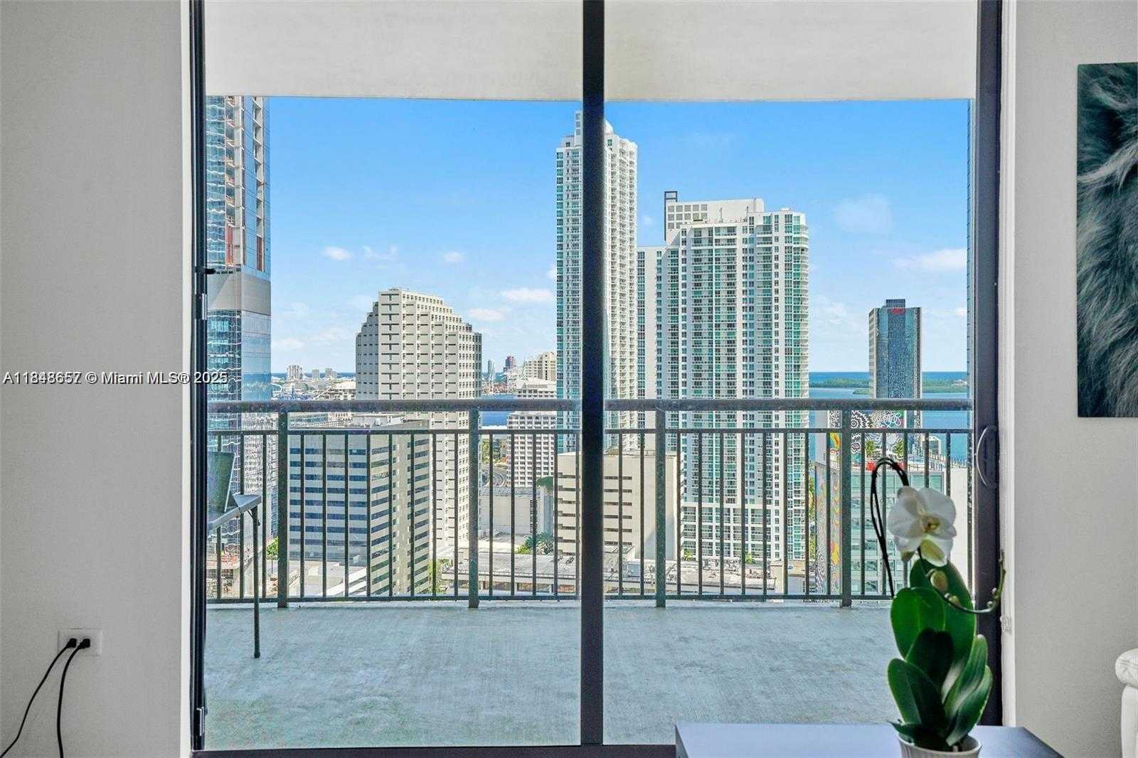Small Image of 999 SOUTH WEST 1ST AVE #2717, Miami Number 14