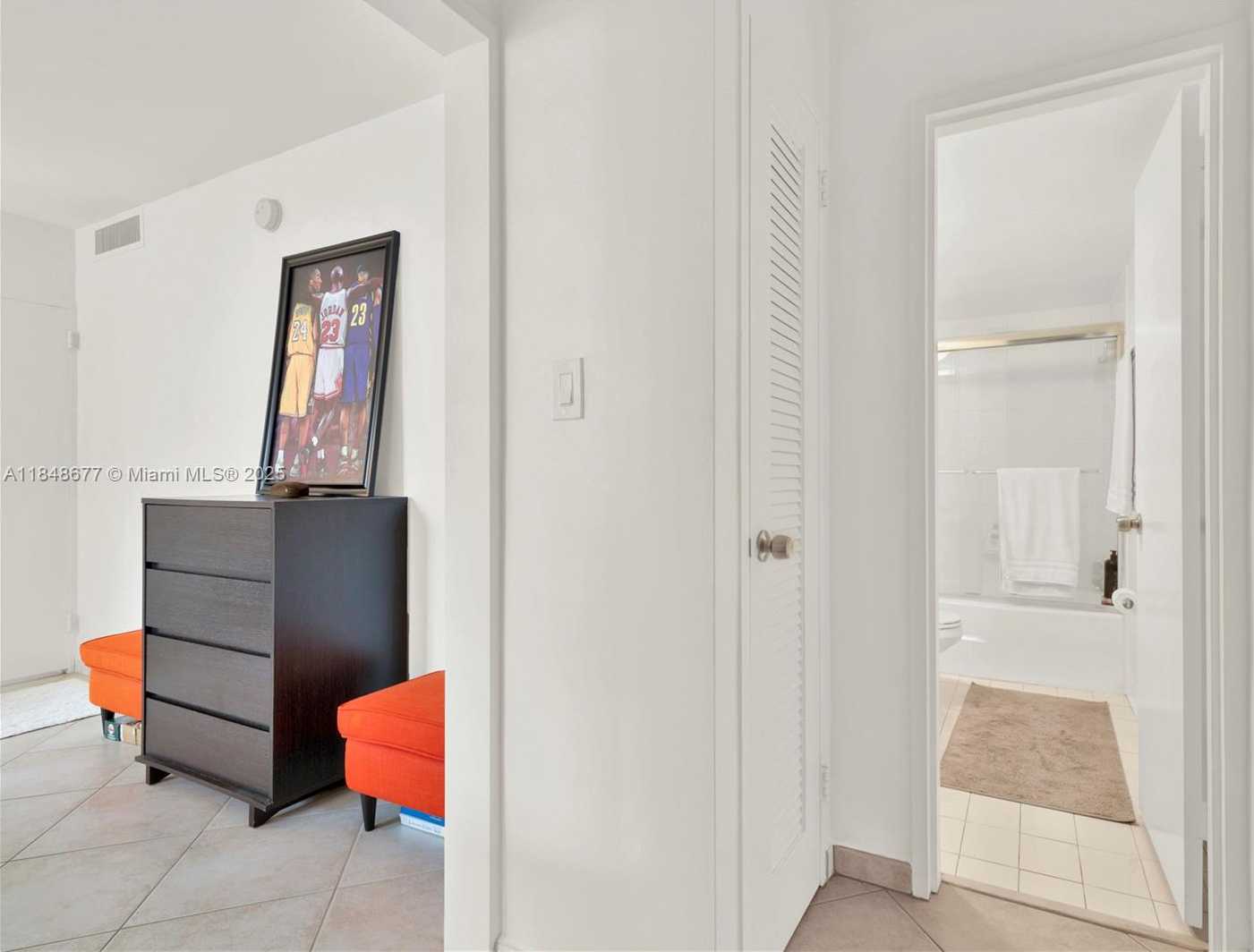 Small Image of 5161 COLLINS AVE #1110, Miami Beach Number 18
