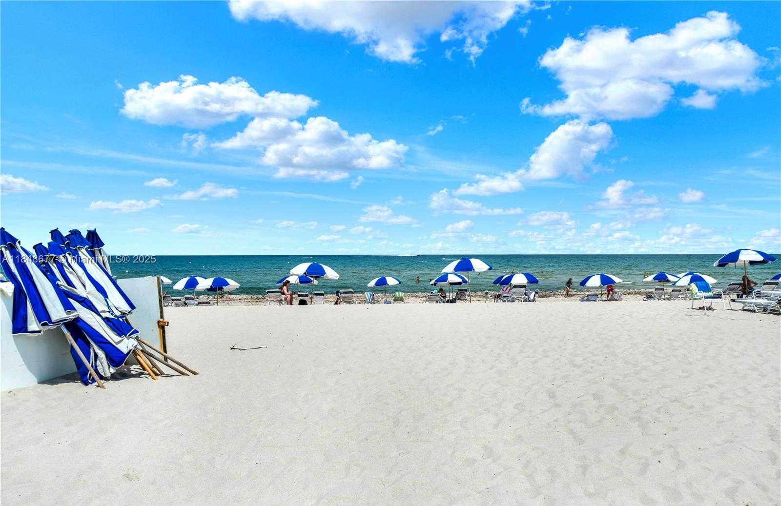 Small Image of 5161 COLLINS AVE #1110, Miami Beach Number 31