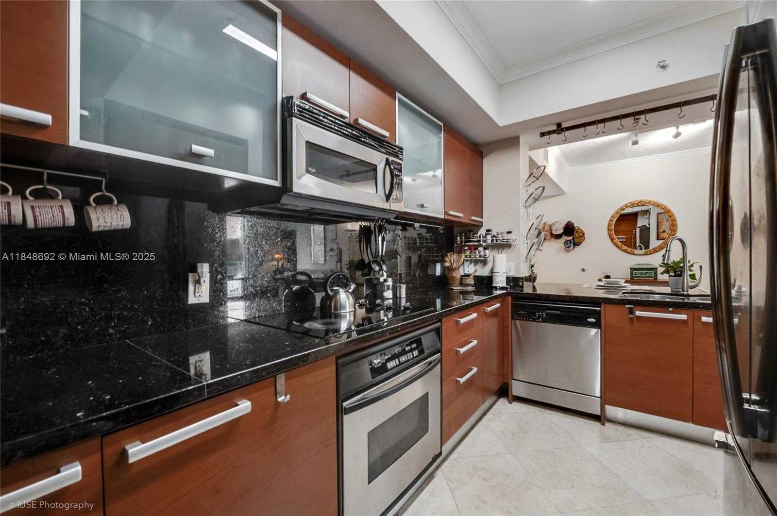 Small Image of 2030 SOUTH DOUGLAS RD #511, Coral Gables Number 4