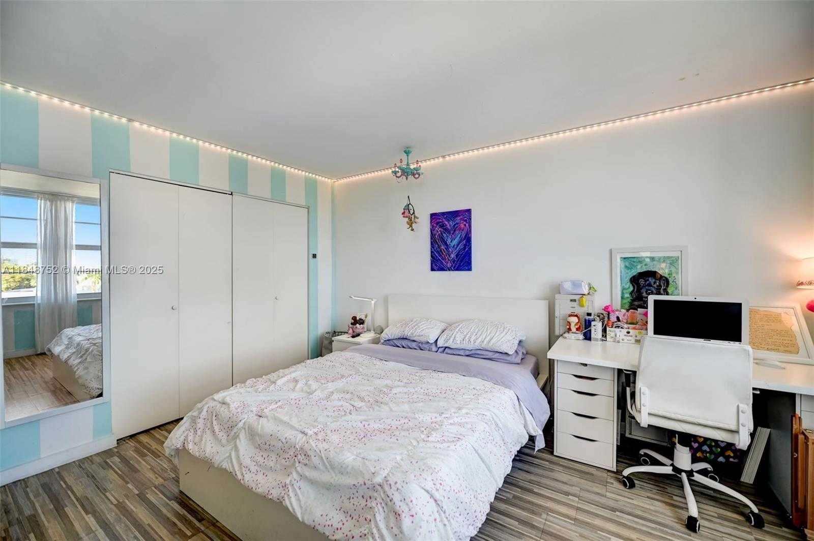 Small Image of 9250 WEST BAY HARBOR DR #5D, Bay Harbor Islands Number 21