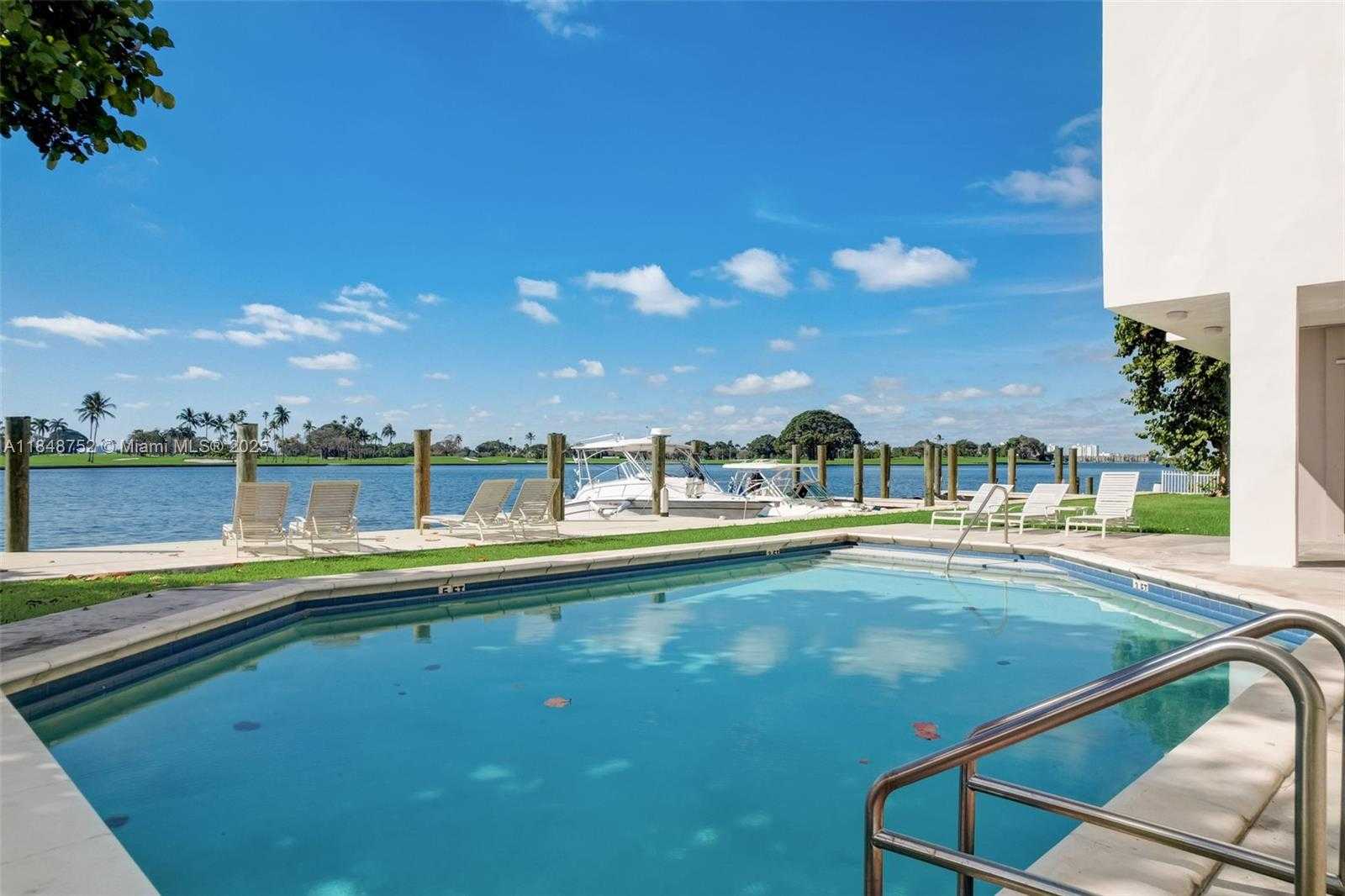 Small Image of 9250 WEST BAY HARBOR DR #5D, Bay Harbor Islands Number 26