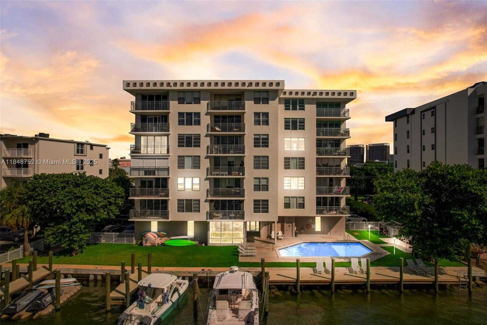 Small Image of 9250 WEST BAY HARBOR DR #5D, Bay Harbor Islands Number 3