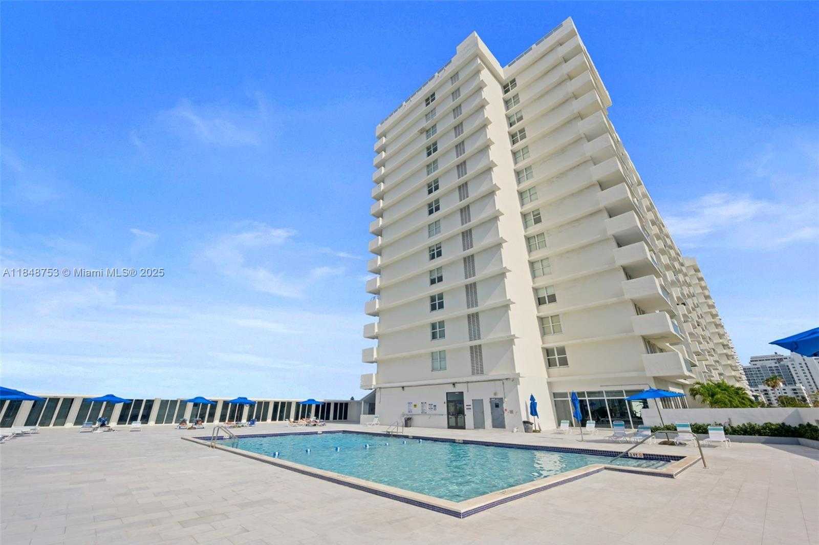 Small Image of 5601 COLLINS AVE #511, Miami Beach Number 22