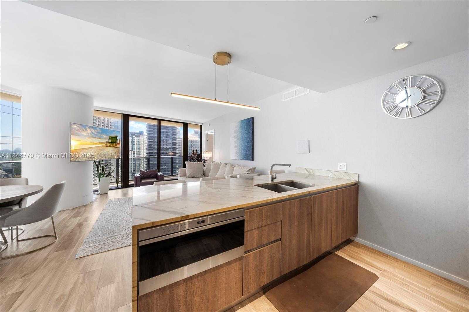 Small Image of 801 SOUTH MIAMI AVE #3504, Miami Number 10