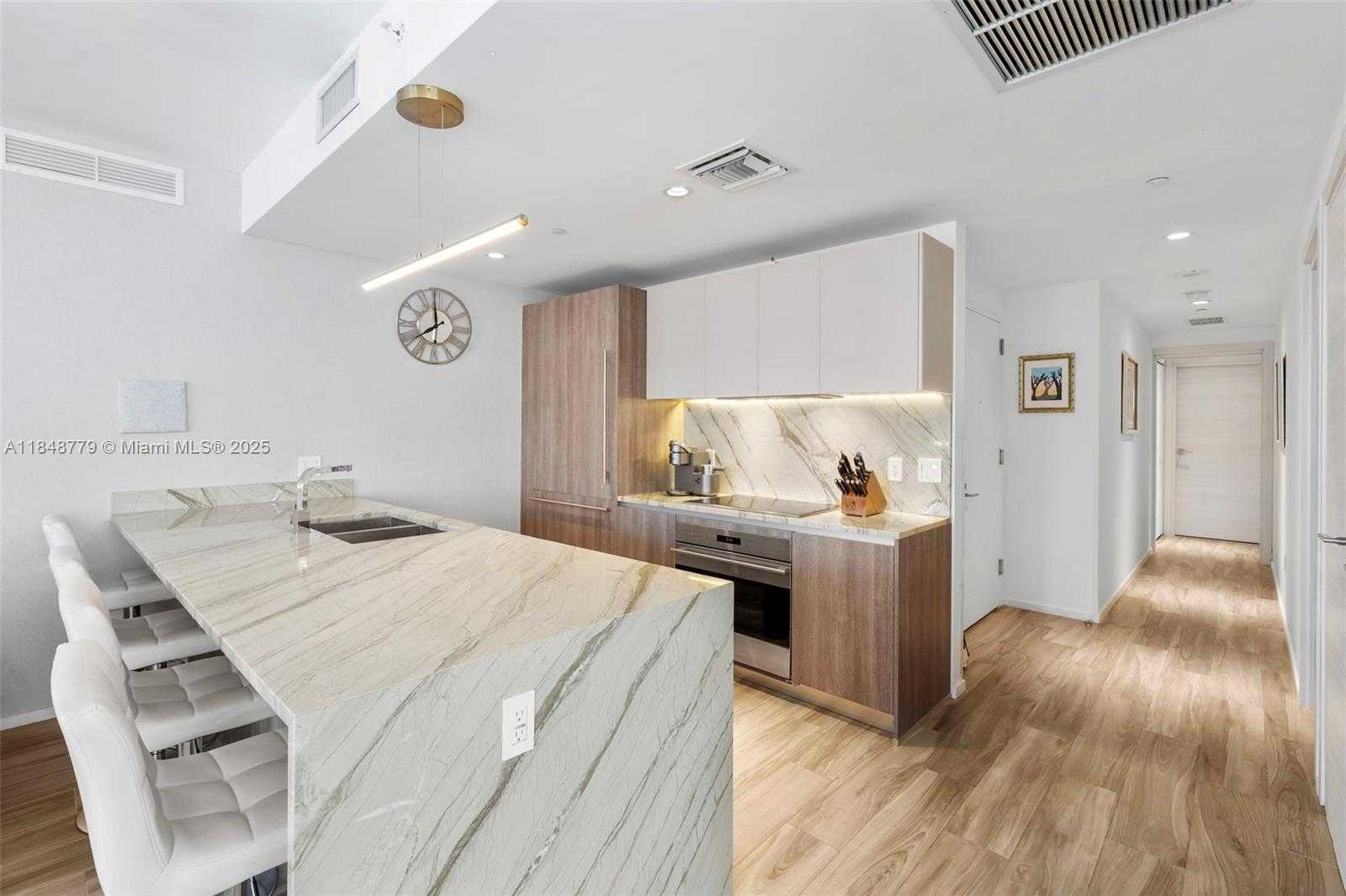 Small Image of 801 SOUTH MIAMI AVE #3504, Miami Number 12
