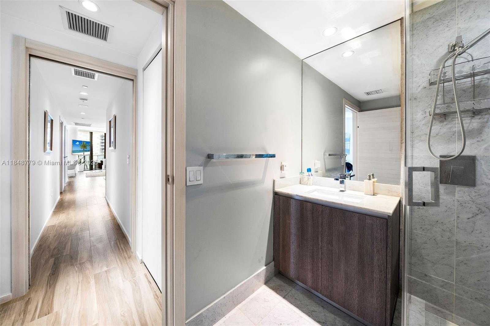 Small Image of 801 SOUTH MIAMI AVE #3504, Miami Number 23